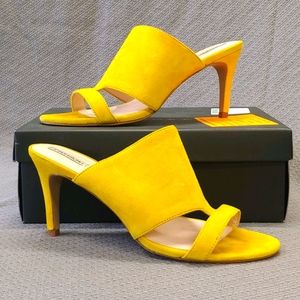 Tahari Adalucia Mule Pump Citrine Yellow-10